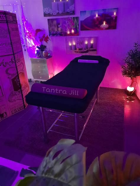 Intimate massage Escort Itako